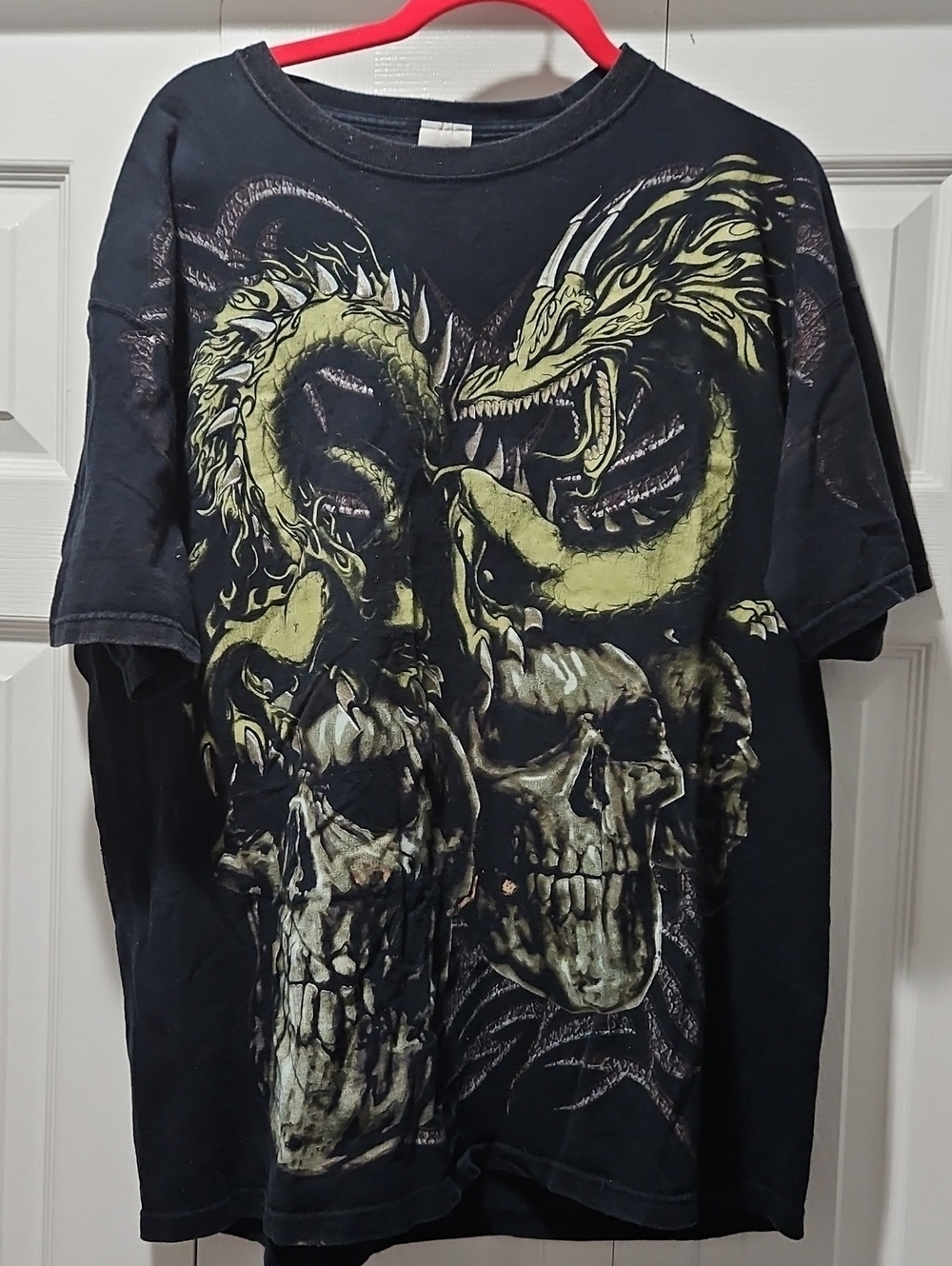 Vintage Black Graphic Dragon & Skull Short-Sleeve Men's Shirt